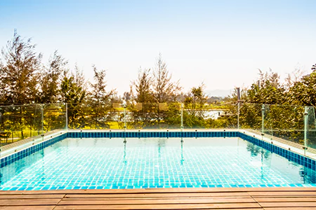 Cost of Glass Pool Fence Repair in Gainesville